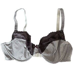 Soma Intimates Lace Trimmed Smoothing Underwire Geometric Pattern Bra Size 38D